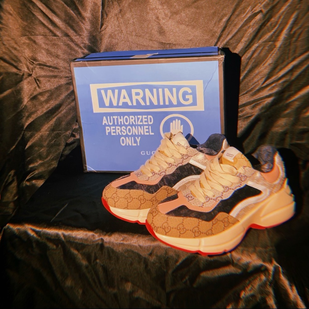 Gucci Sneakers